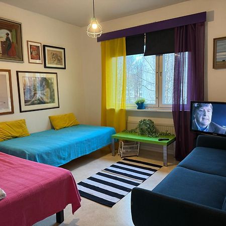 Vaerikaes Puutalokaksio 1-6 Hloelle, Ilm Parkit Apartment Oulu Bagian luar foto