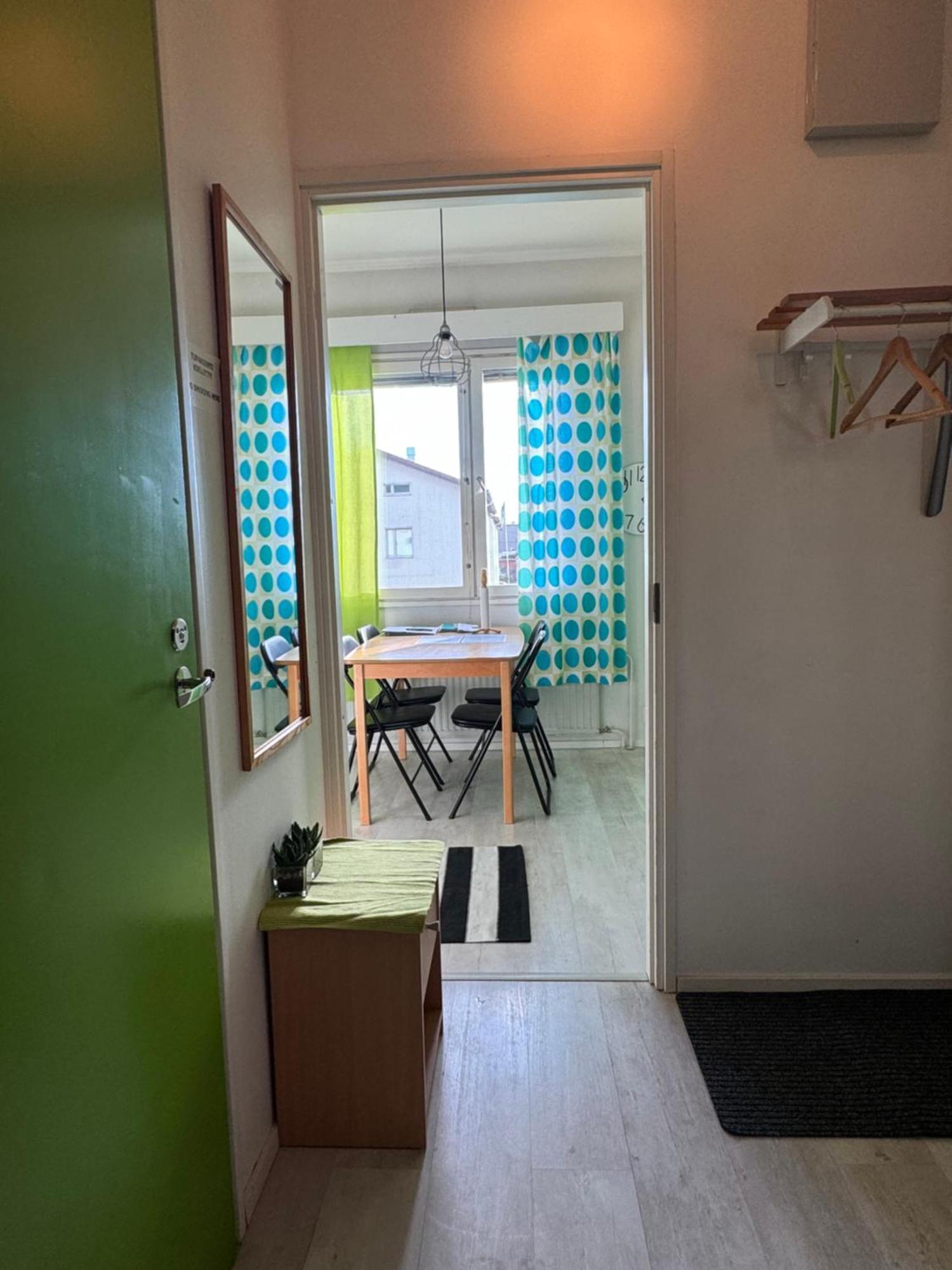 Vaerikaes Puutalokaksio 1-6 Hloelle, Ilm Parkit Apartment Oulu Bagian luar foto